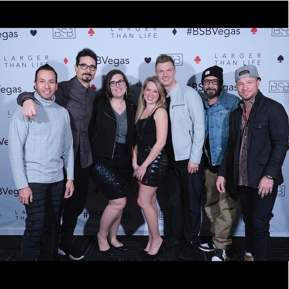 Meet your Posher! - Picture 5 of 10